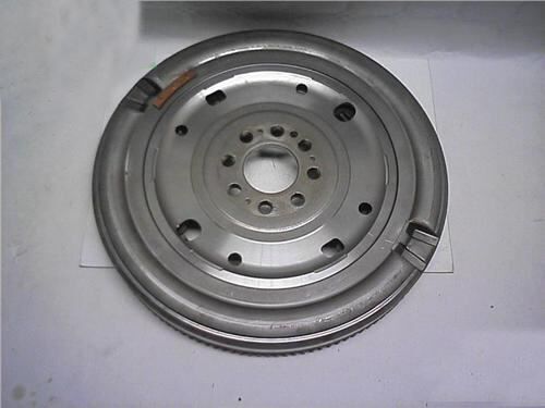 DEBRİYAJ VOLANI PASSAT 07=> GOLF VI (09-11)-A3 06=> ALTEA-LEON-TOLEDO 07=> OCTAVIA 07=> 1.8 TSI - OEM: 06J105266G - LUK