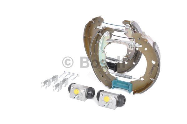 ARKA PABUÇ BALATA TAKIMI (KİT) FIAT IDEA 1.2 16V-1.4-1.4 16V 03=> - BOSCH