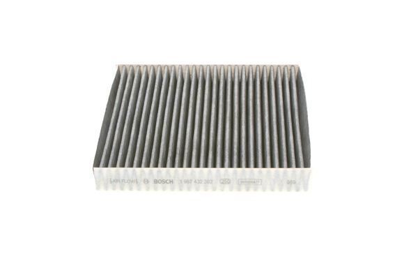 AKTİF KARBONLU KABİN FİLTRESİ - OEM: GJ6B61P11 - BOSCH